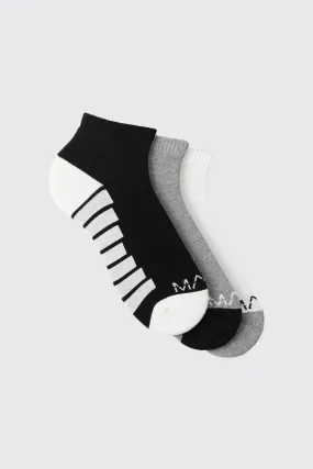 3 Pack Man Dash Activewear Ankle Socks | boohooMAN UK