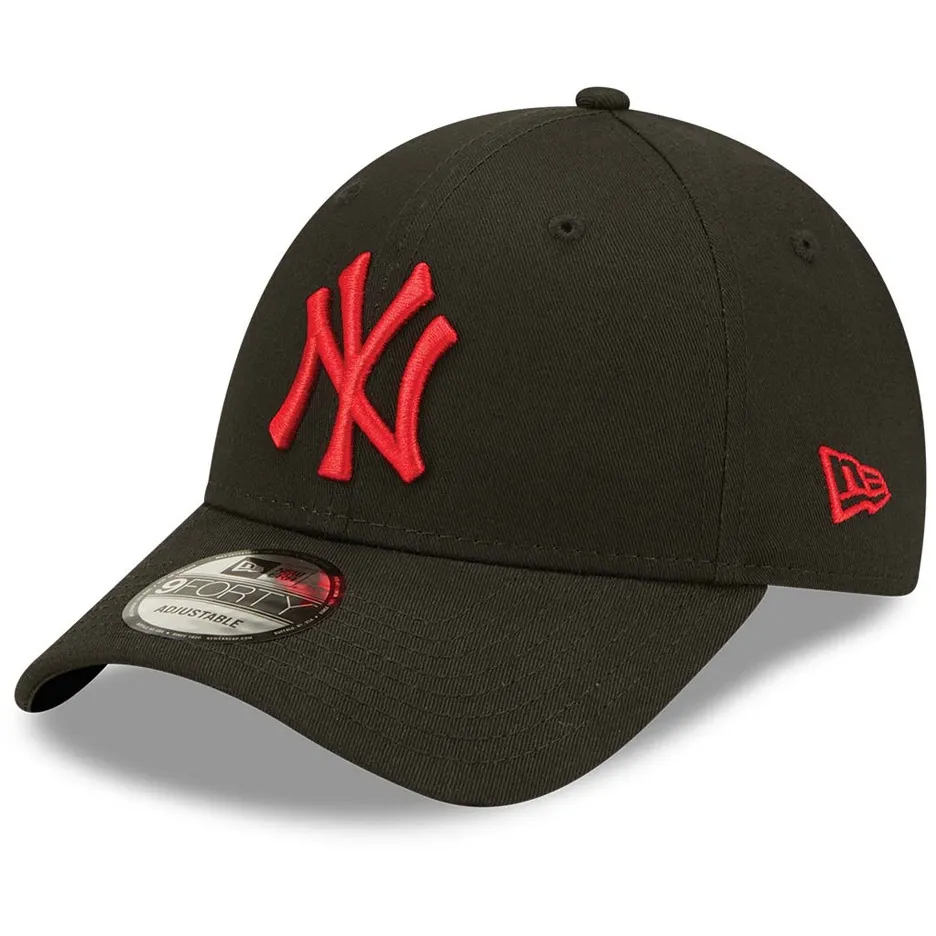 CAPPELLO VISIERA LEAGUE ESSENTIAL 9FORTY NEW YORK YANKEES Uomo Black Red