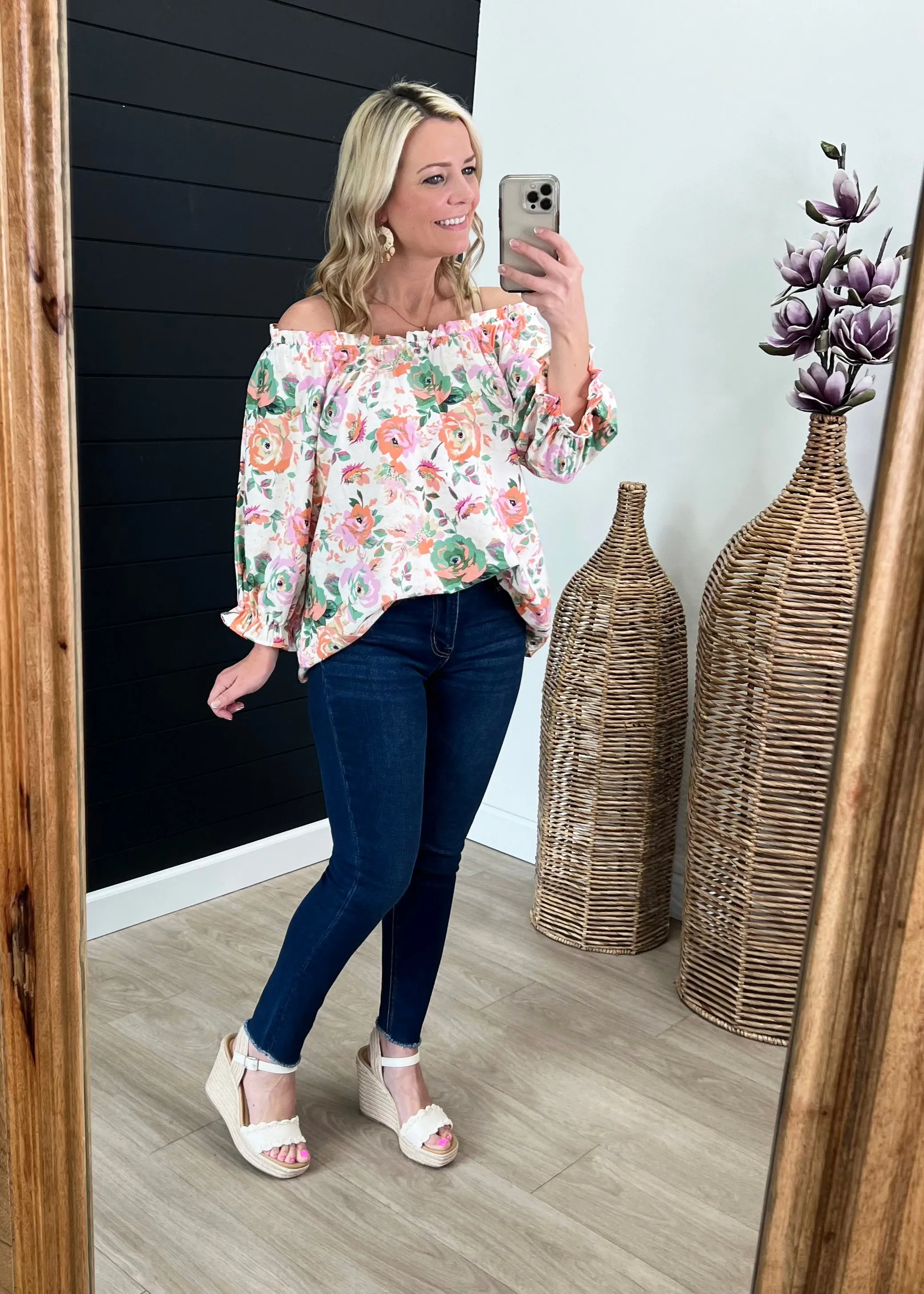 FINAL SALE - On or Off The Shoulder Floral Top