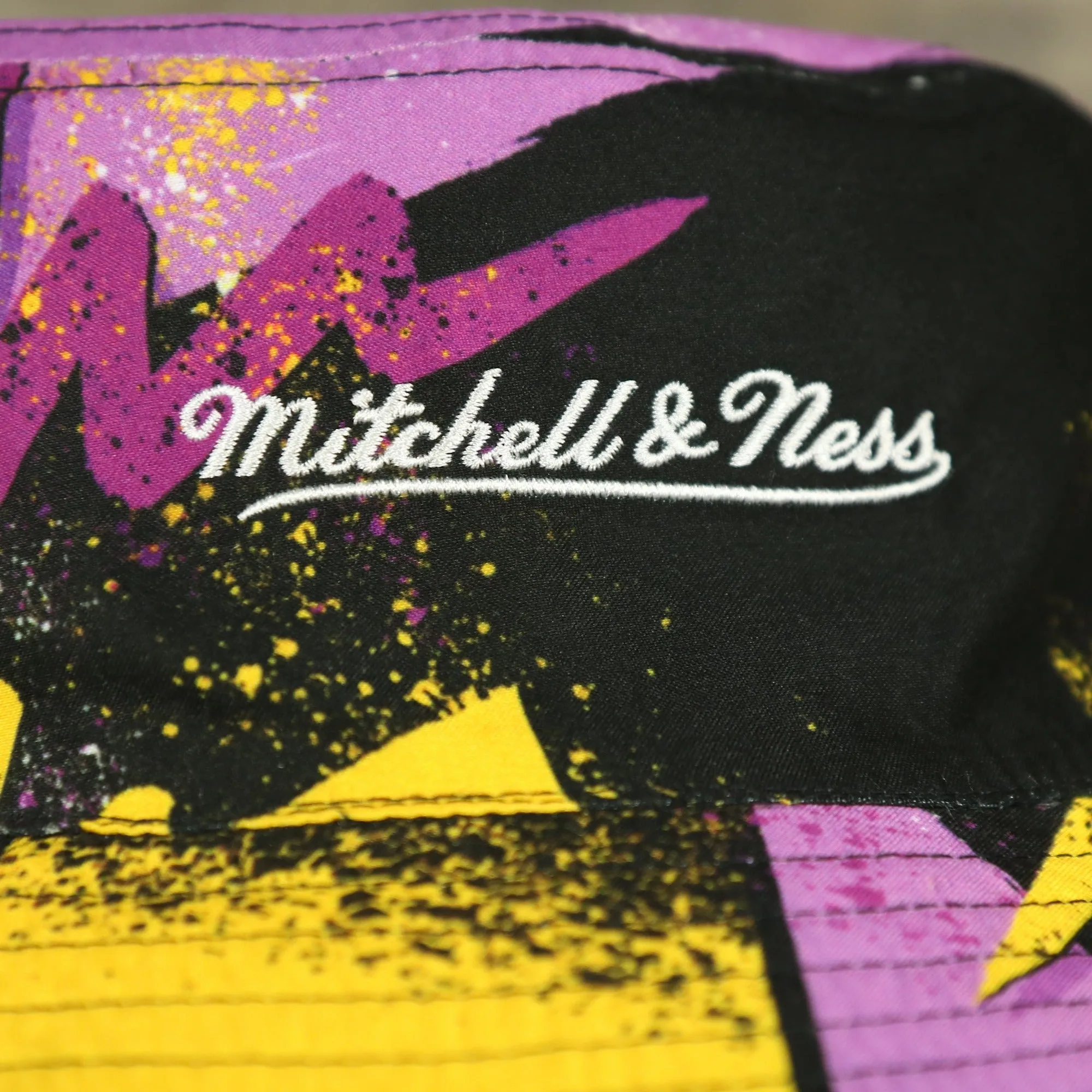 Los Angeles Lakers 90s Inspired NBA Hyper Mitchell and Ness Reversible Bucket Hat